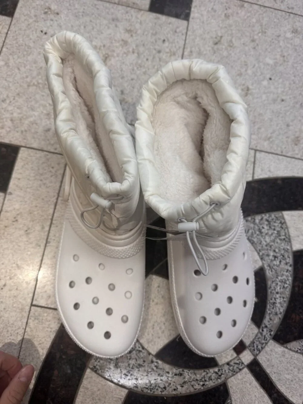 Crocs Classic Lined Neo Puff Boot White Sz 13